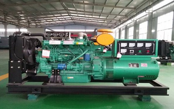 通化常柴400kw大型柴油二手发电机组